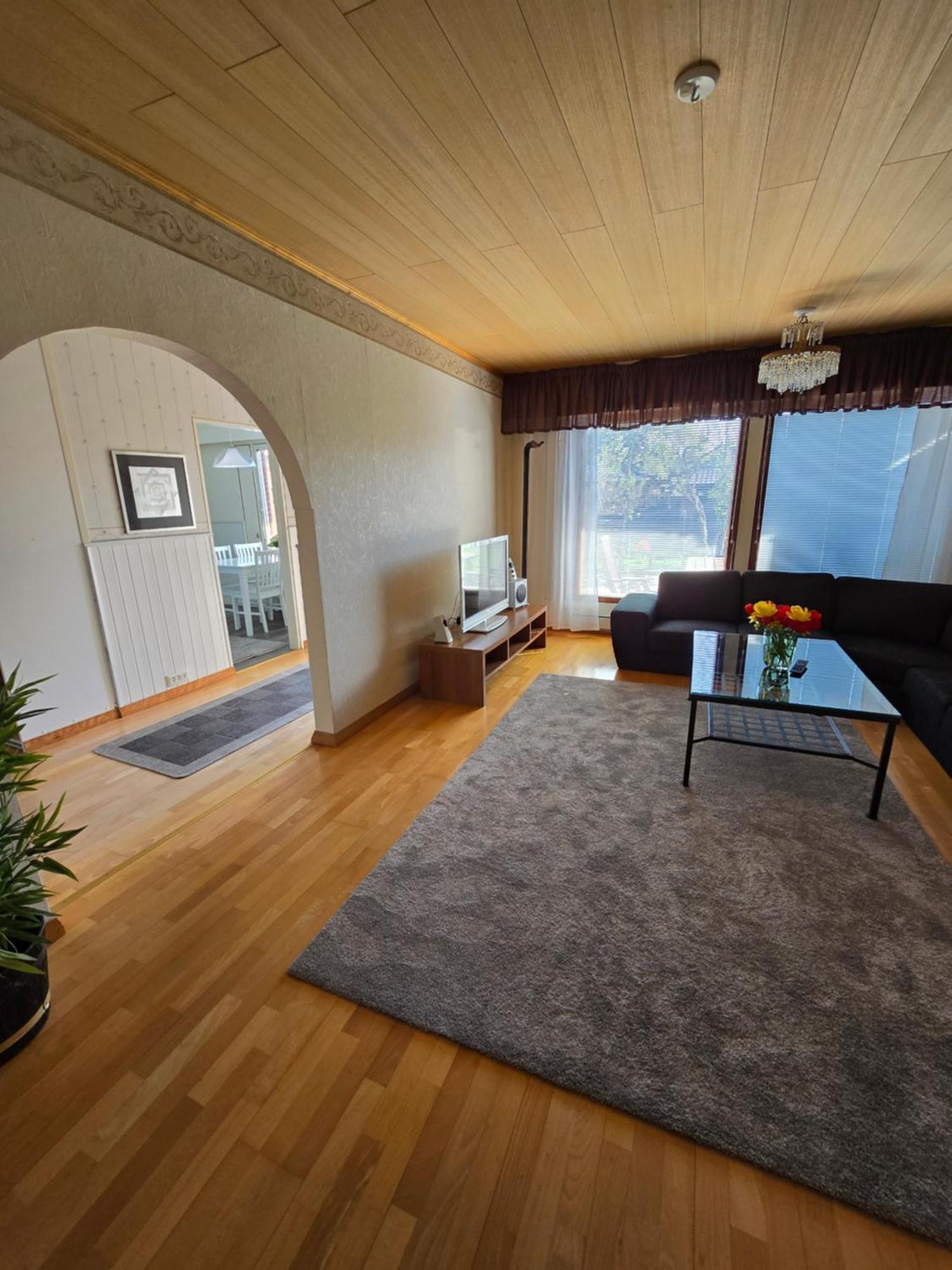 Anttoninvahe 7 130M2 With Garden And Sauna Etc 라우마 외부 사진