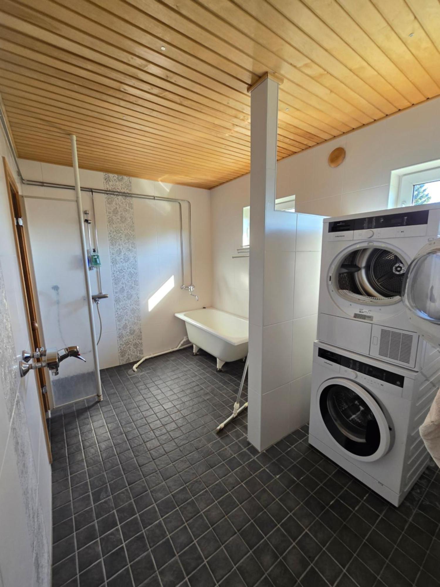 Anttoninvahe 7 130M2 With Garden And Sauna Etc 라우마 외부 사진